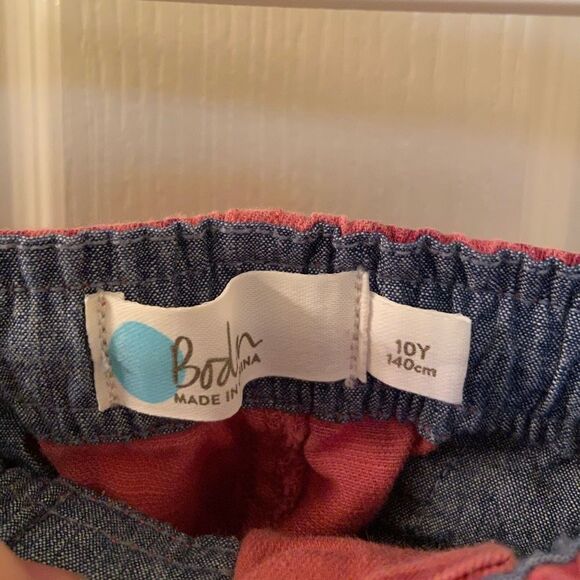 Mini Boden Roll-Up Shorts Washed Red Palm Leaves Boys Size 10 Years - Picture 2 of 3